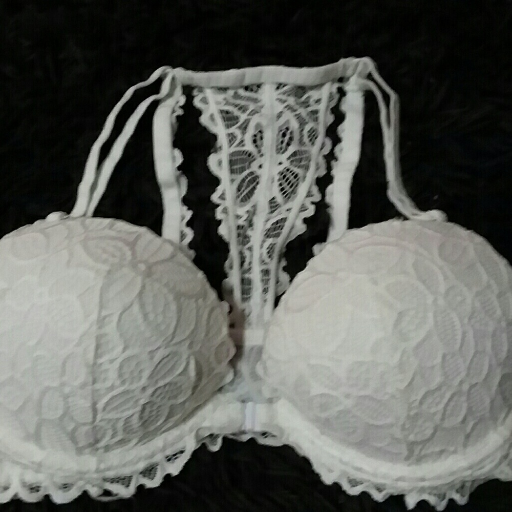 Front clip vs bra